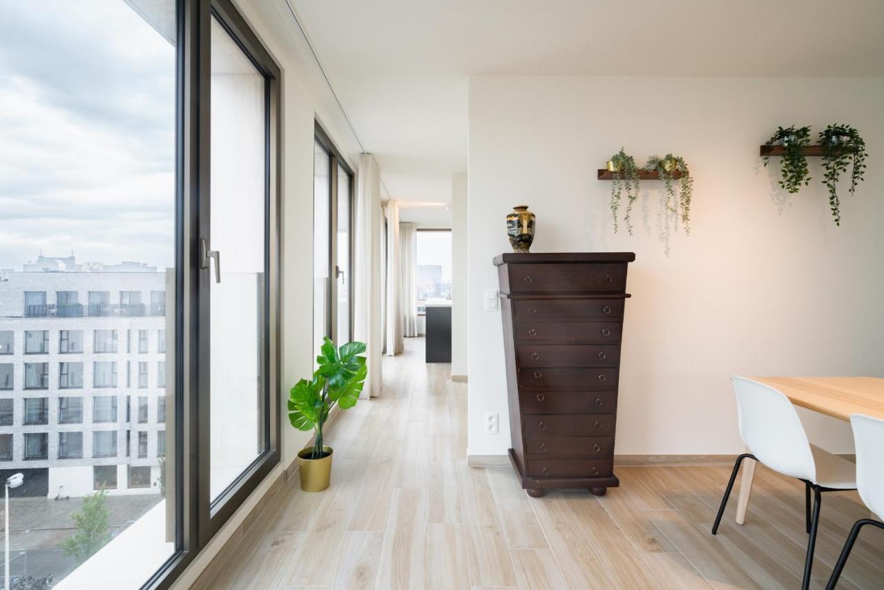 Opera In The Heart Of Apartment
